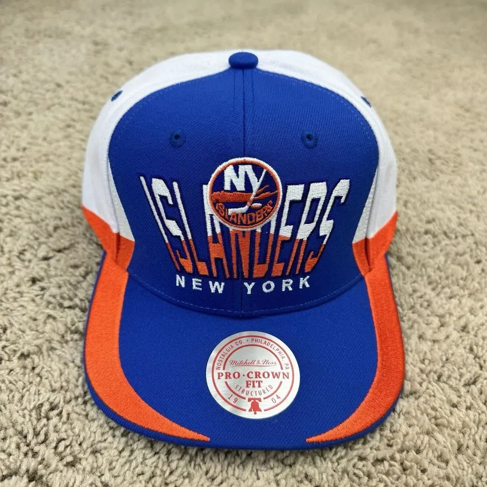 New York Islanders Hat Mitchell & Ness Retrodome Snapback Pro Crown Fit Blue Cap